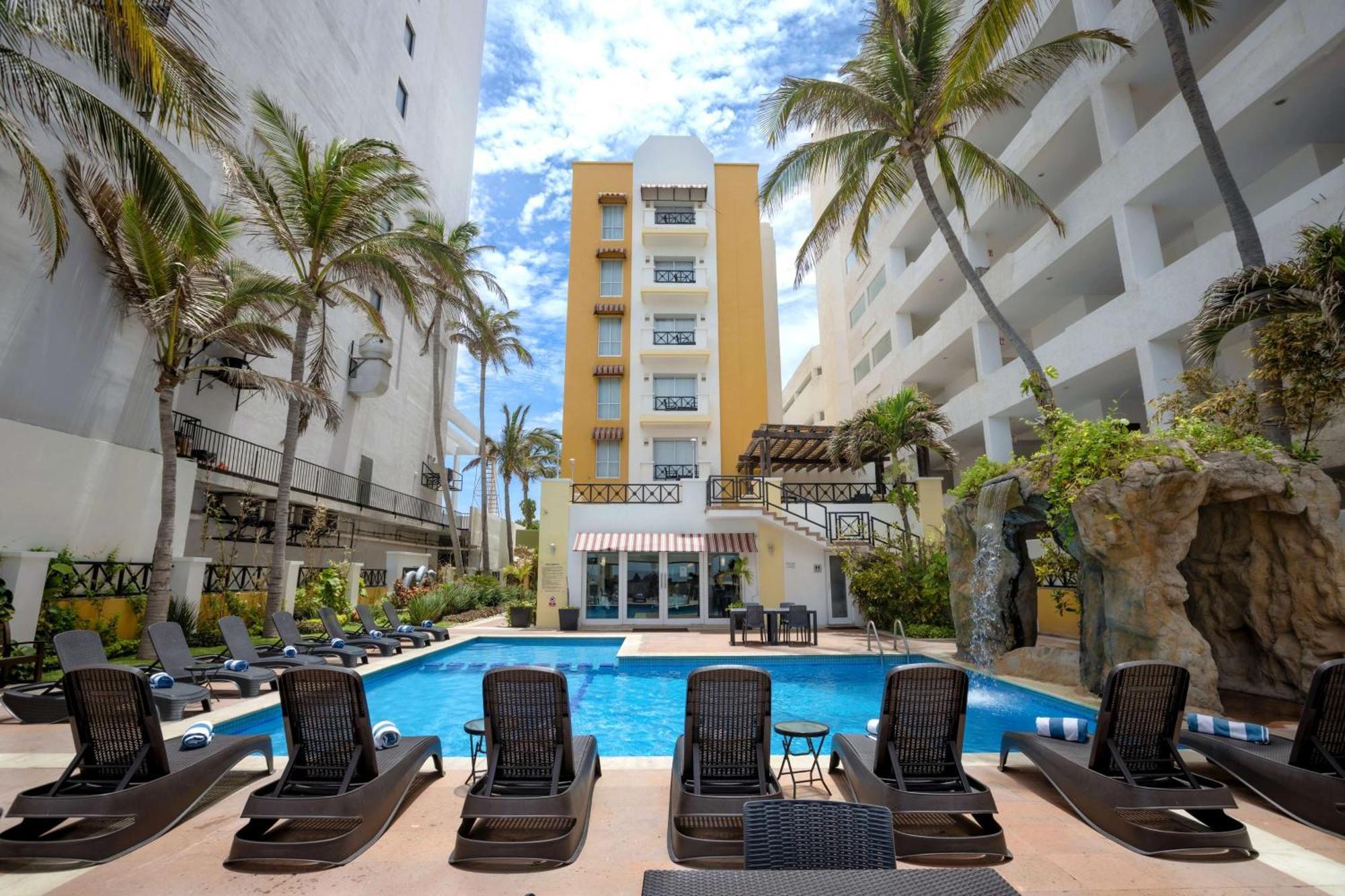 Best Western Hotel Posada Freeman Zona Dorada Mazatlan Ngoại thất bức ảnh
